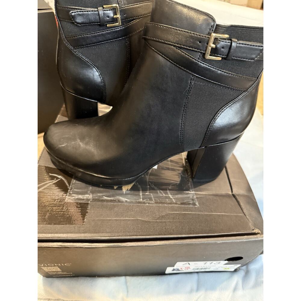 NEW - Vionic Women Leather Ankle Bootie Side Zipper - Arch Comfort Black Size 10